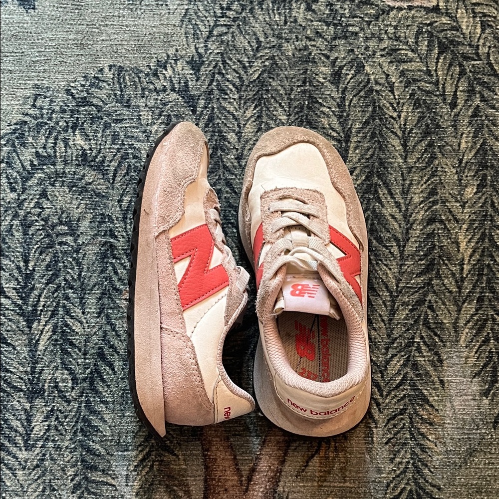 New Balance 237 Kids slip on sneakers